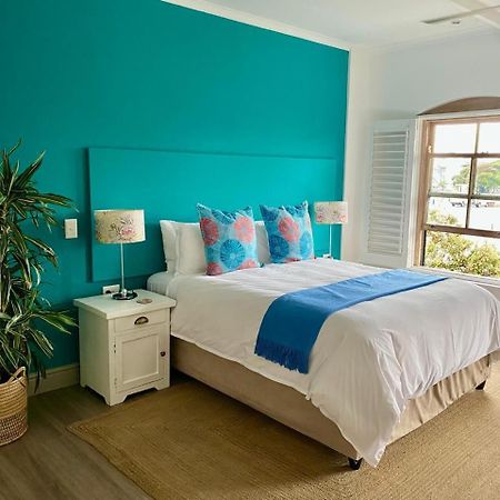 Hermanus Waterfront Apartment Esterno foto